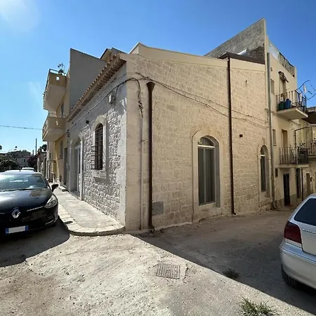 Holiday home Dimora La Zagara *